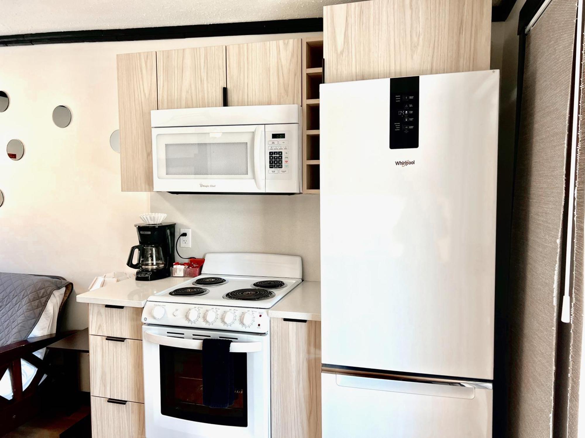 Peachland Beach Resort 外观 照片