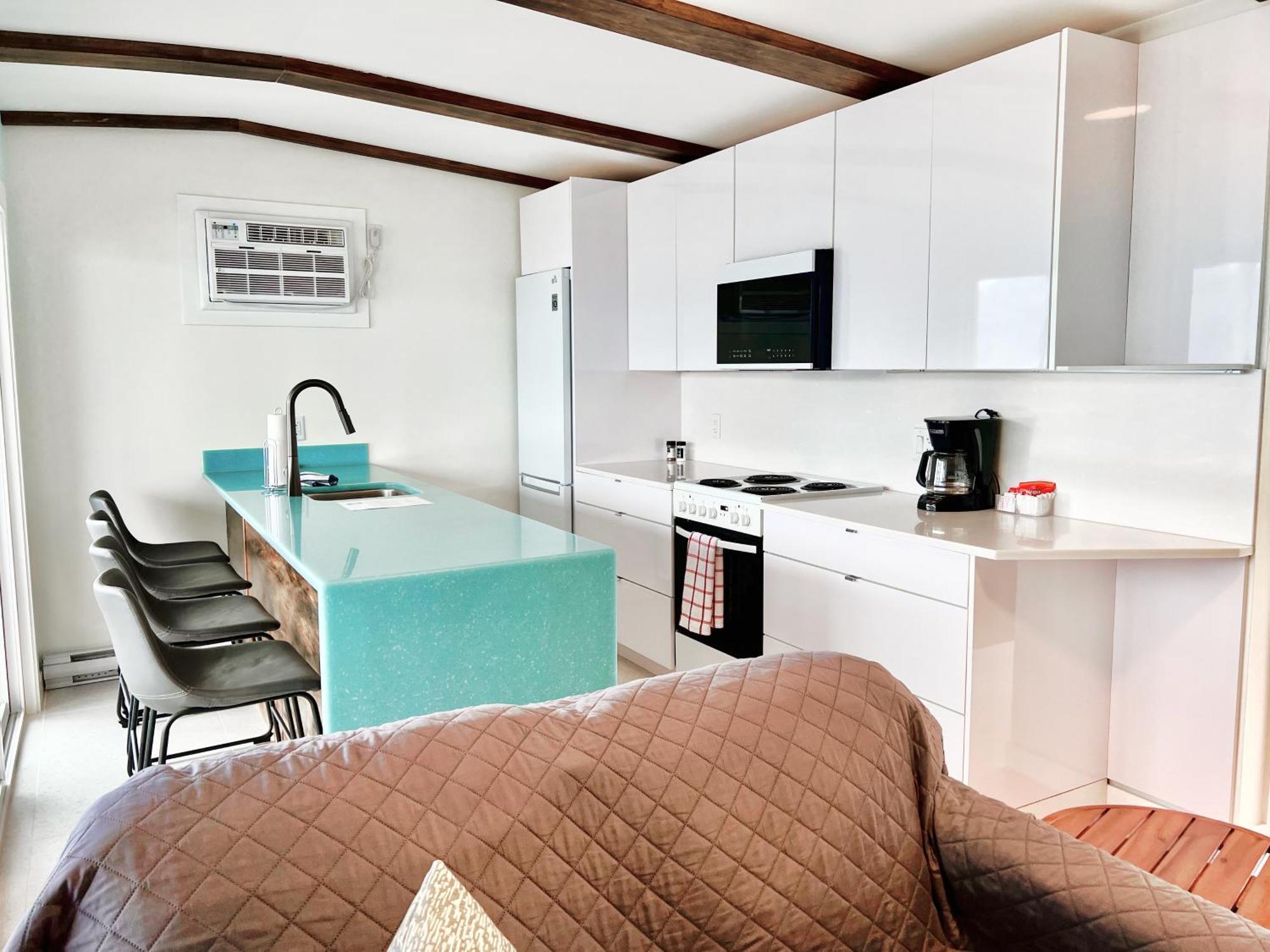 Peachland Beach Resort 外观 照片
