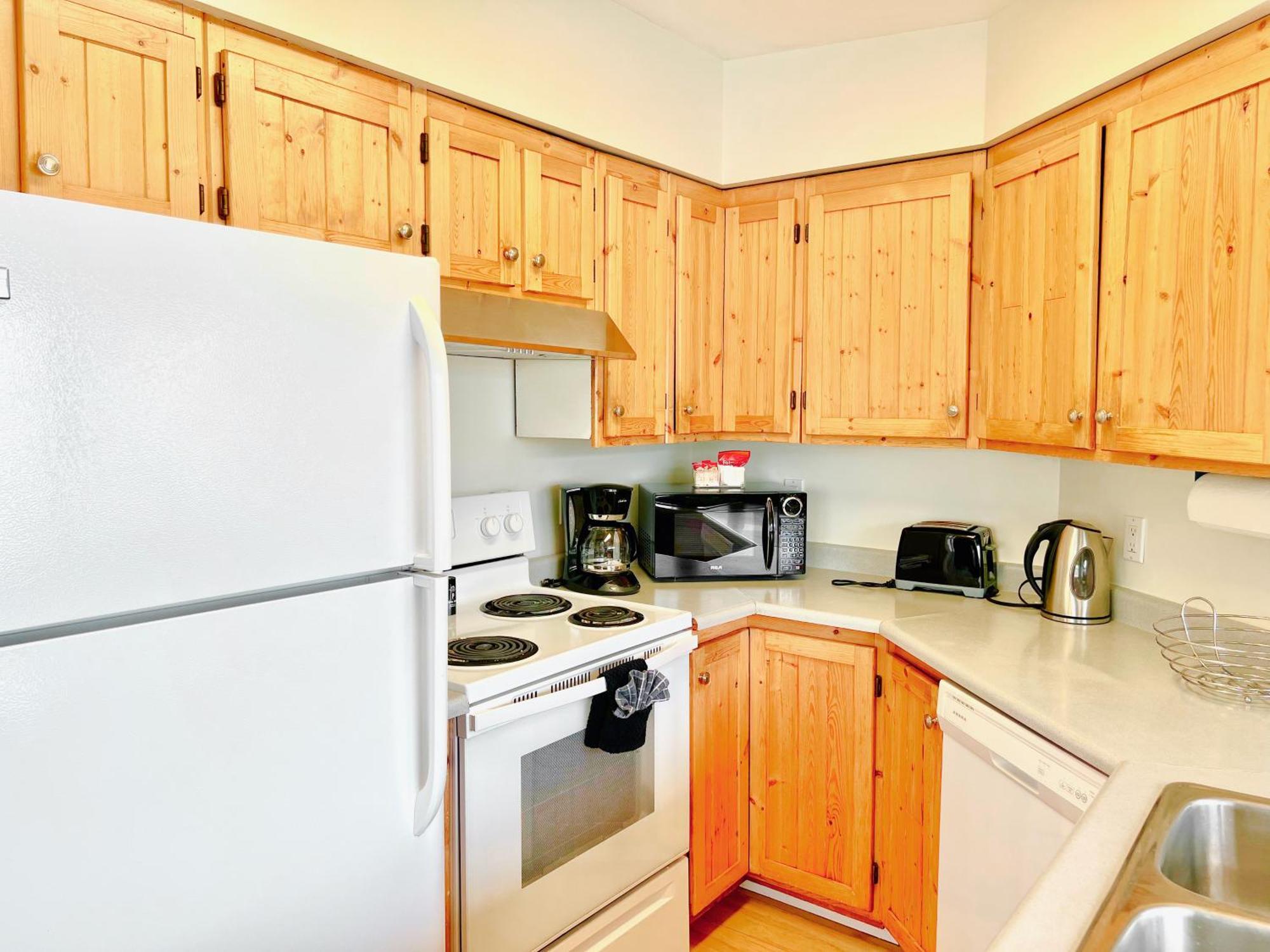 Peachland Beach Resort 外观 照片